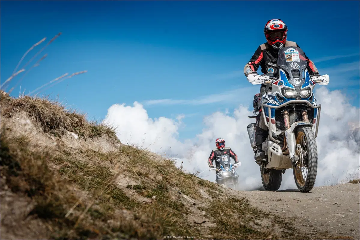 Hardalpitour 2019: 450 appassionati di enduro stradali da Sanremo a Sestriere! (15)