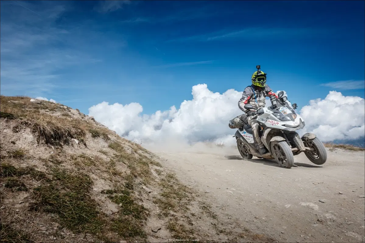 Hardalpitour 2019: 450 appassionati di enduro stradali da Sanremo a Sestriere! (17)