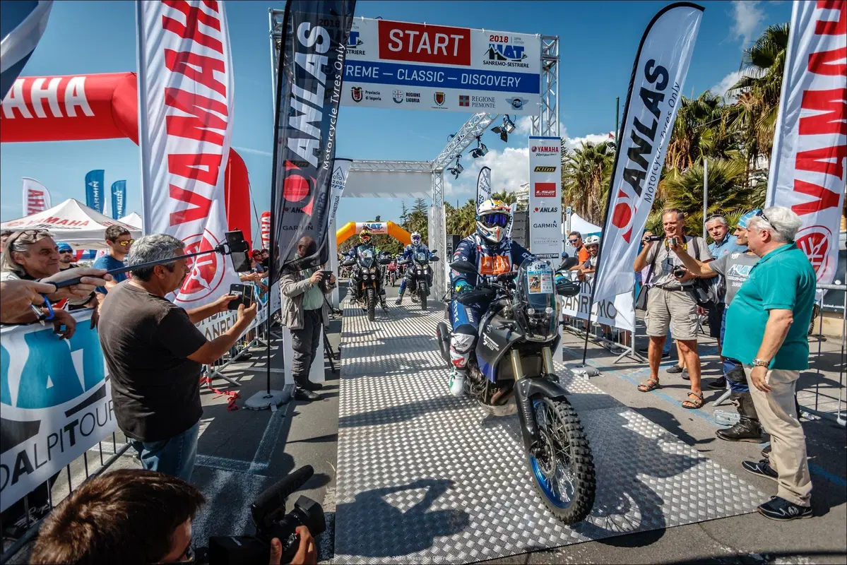 Hardalpitour 2019: 450 appassionati di enduro stradali da Sanremo a Sestriere! (33)