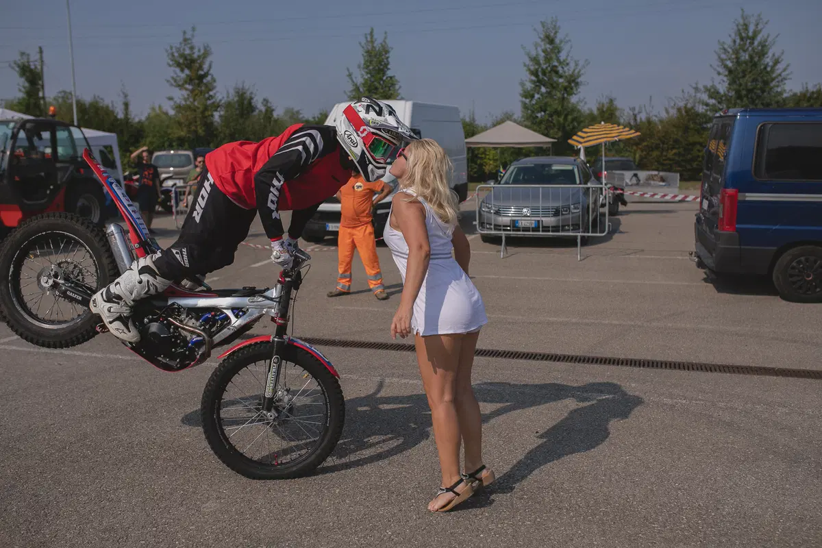 Grande successo a Modena per l'Arai Day con Rea (29)