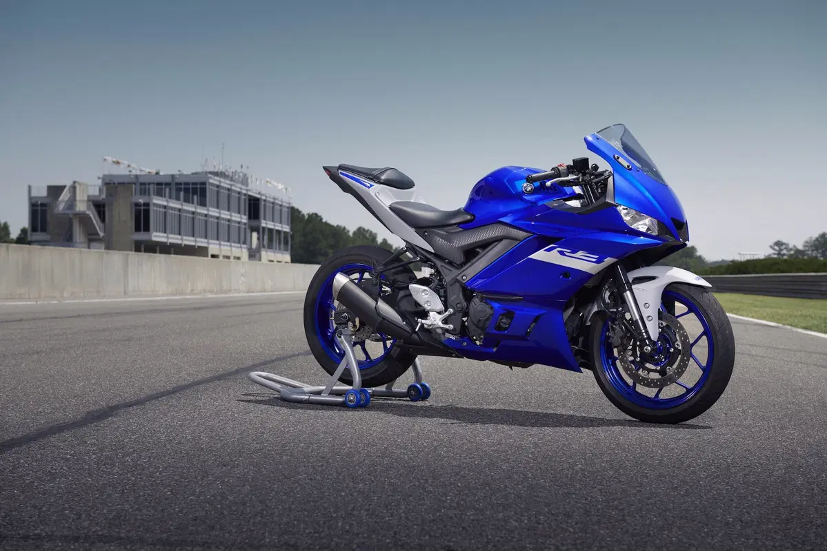 Yamaha YZF-R3 2020 (6)