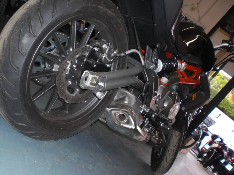 Benelli BN 302 (2014 - 16) (2)