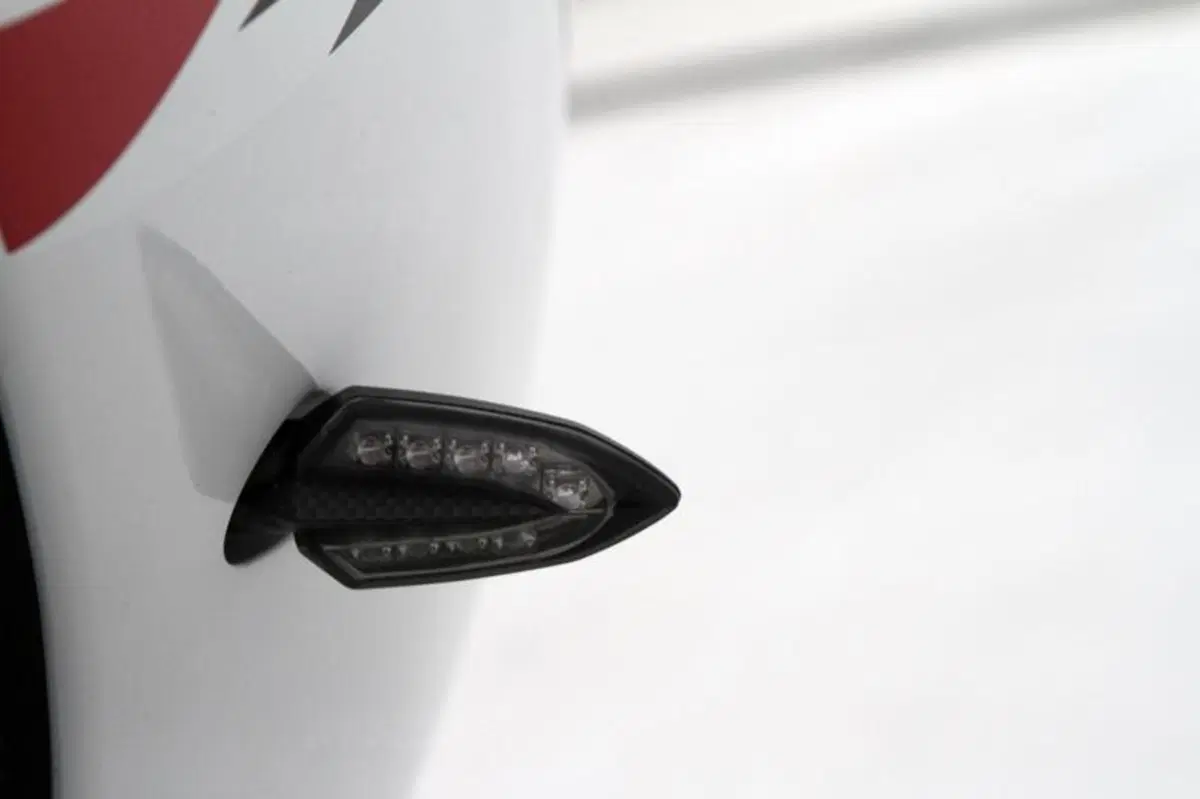 Yamaha YZF R1  (29)