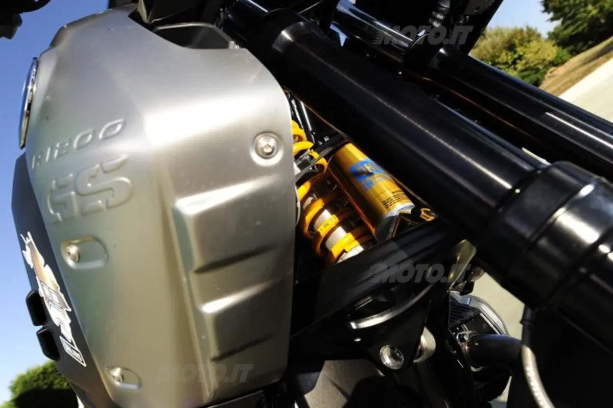 Abbiamo provato l'Öhlins Mechatronic per la BMW R1200GS (11)