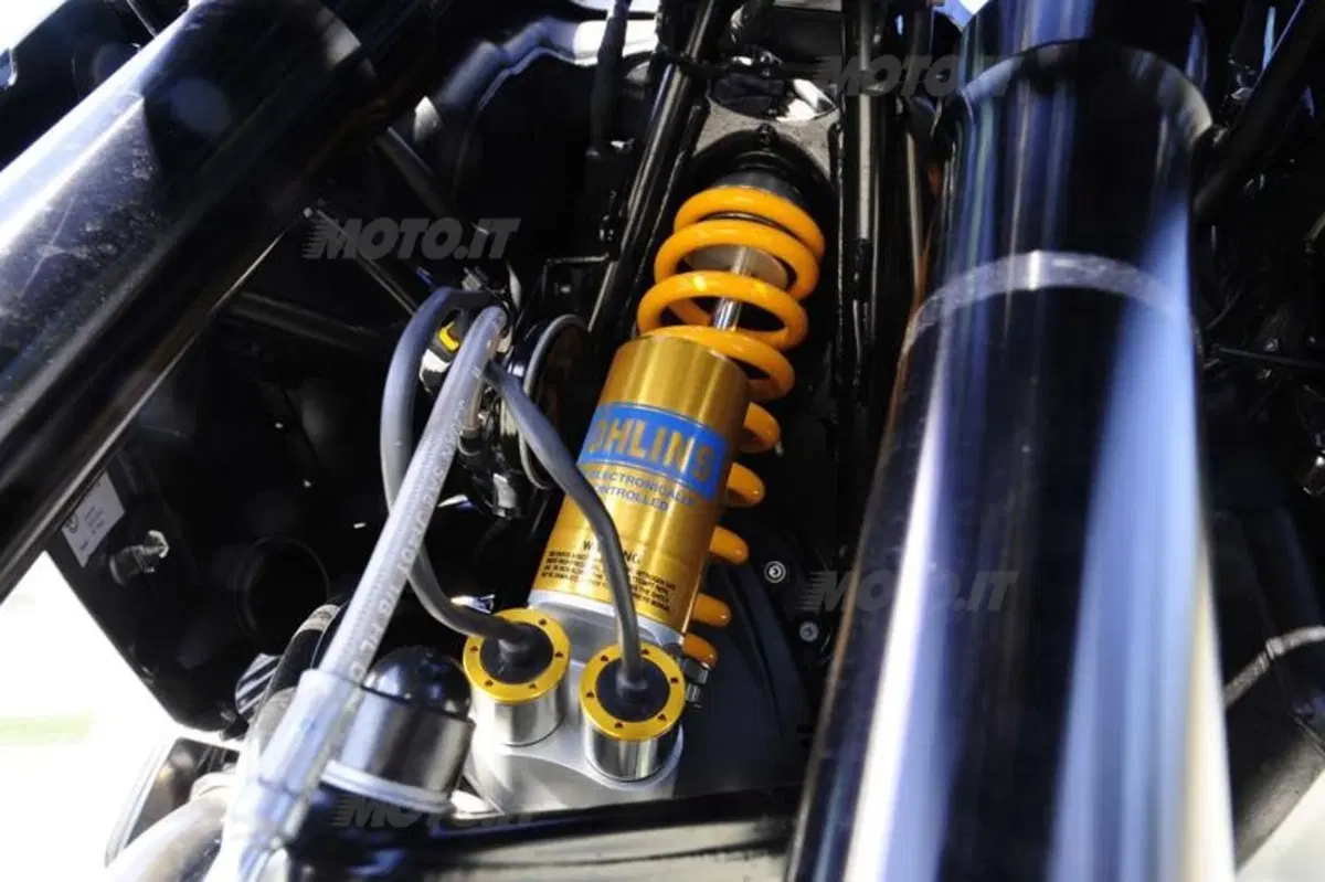 Abbiamo provato l'Öhlins Mechatronic per la BMW R1200GS (18)