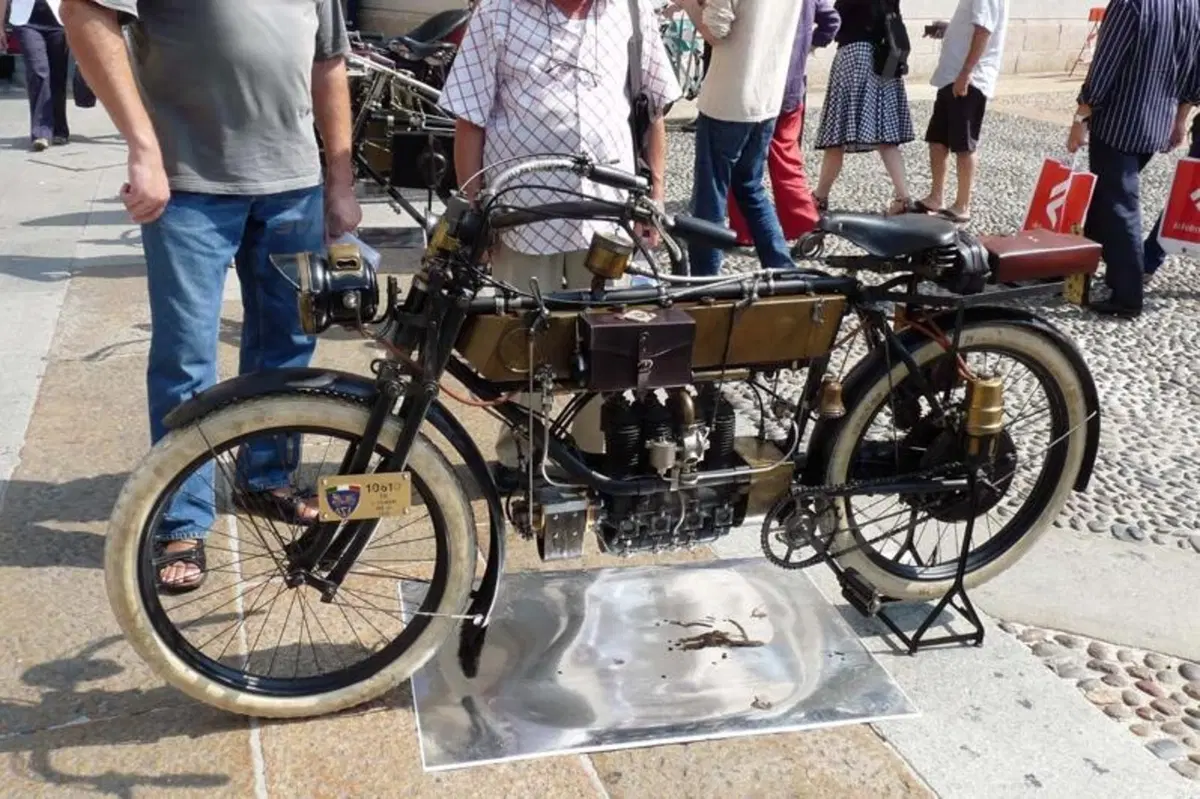 La Motocicletta nel Novecento (29)
