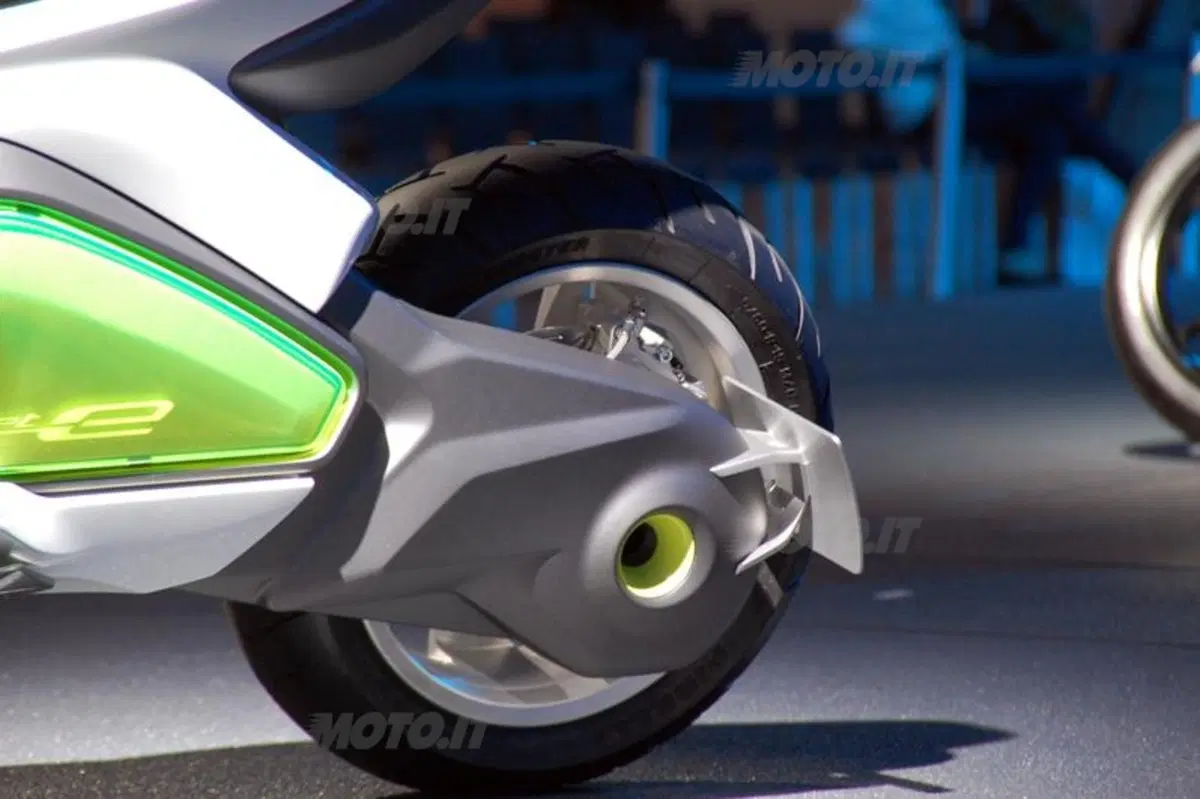 BMW presenta lo scooter Concept e (18)