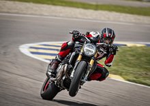 Ducati Monster 1200S: “Black on Black” (e rossa) per il 2020