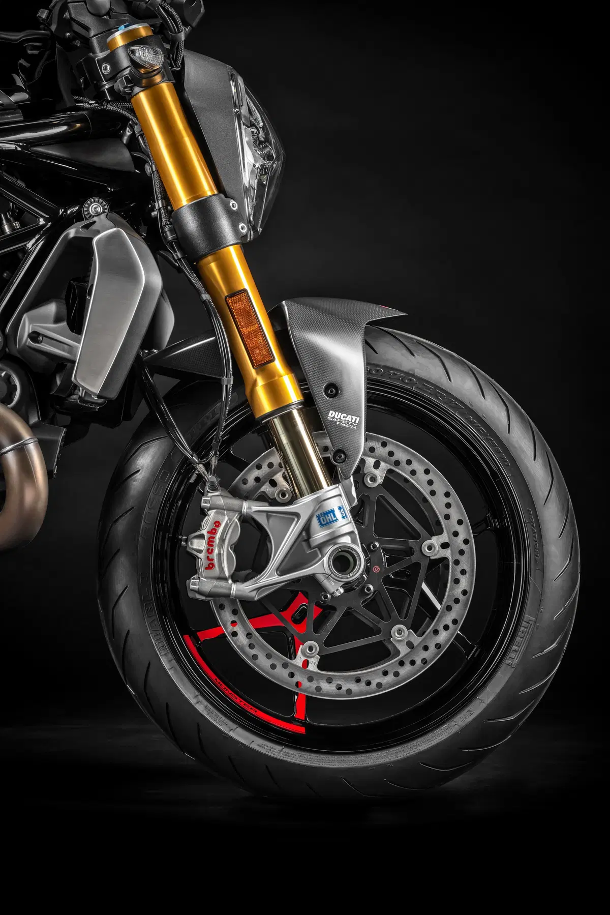 Ducati Monster 1200S: “Black on Black” (e rossa) per il 2020 (49)
