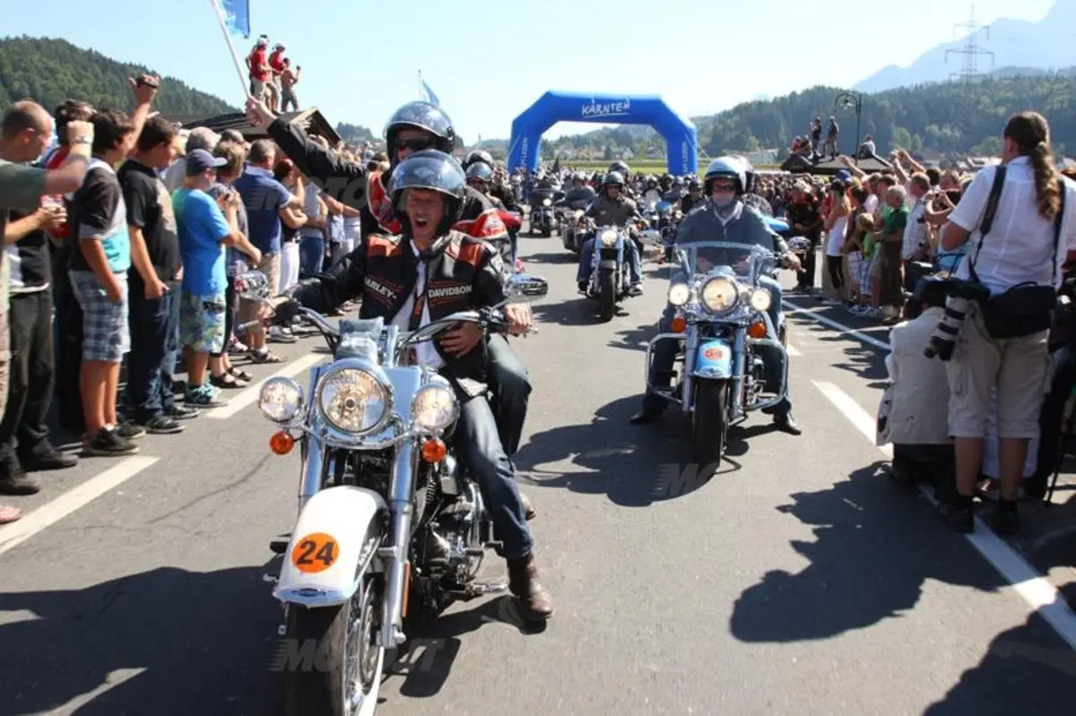 Più di 100.000 presenze alla European Bike Week (16)