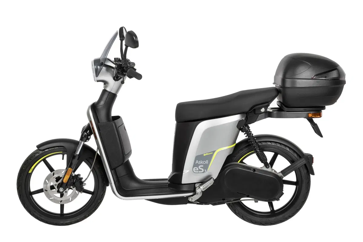 Askoll presenta i nuovi scooter elettrici eS2 ed eS3 EVOlution (9)
