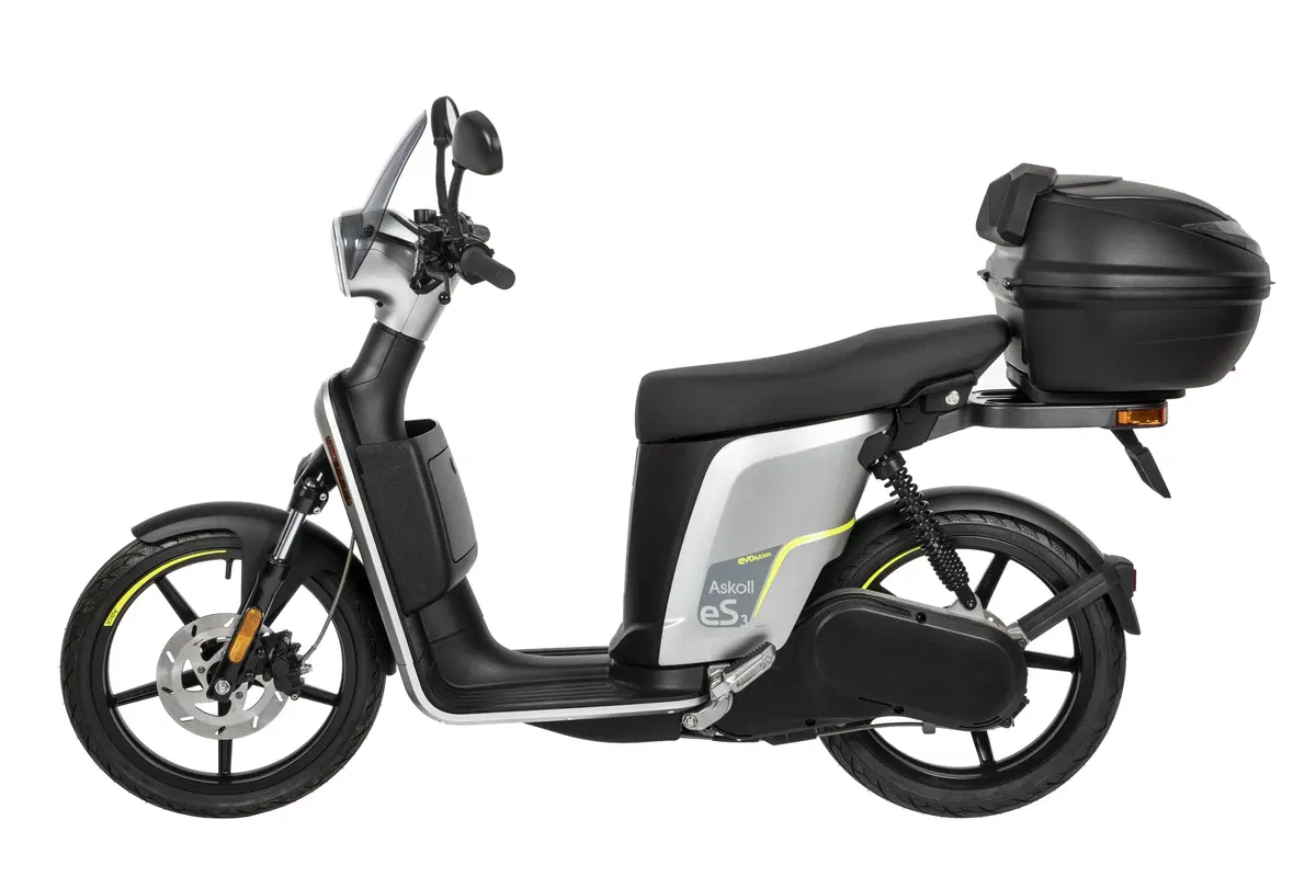 Askoll presenta i nuovi scooter elettrici eS2 ed eS3 EVOlution (11)
