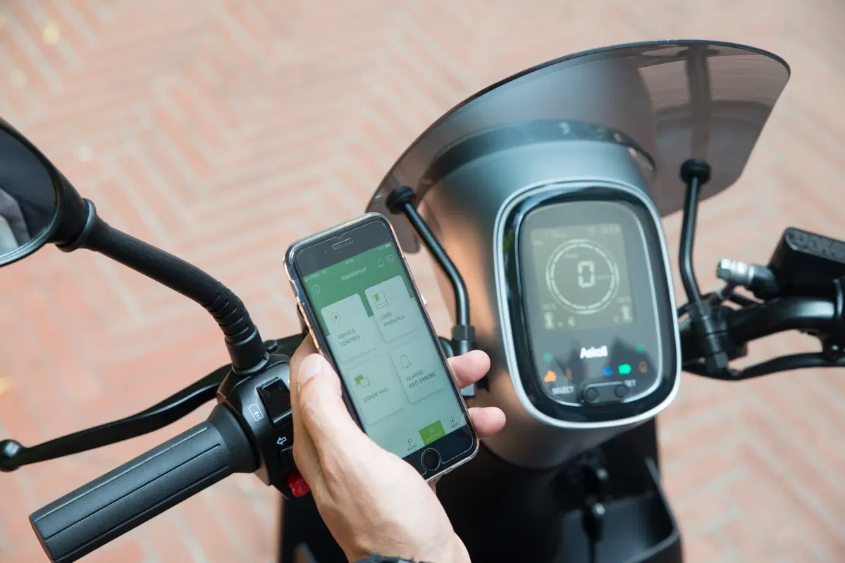 Askoll presenta i nuovi scooter elettrici eS2 ed eS3 EVOlution (6)