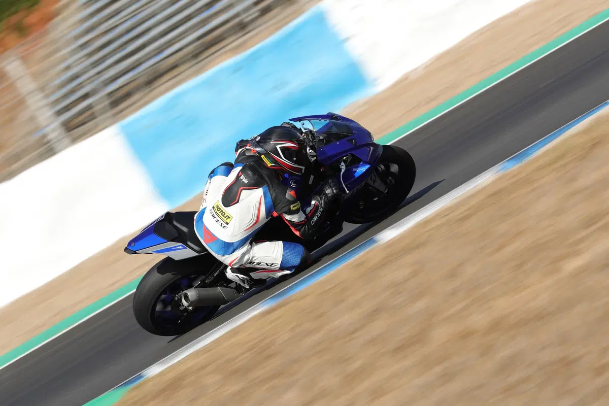 Yamaha YZF-R1 e YZF-R1M 2020. Evoluzione continua (2)