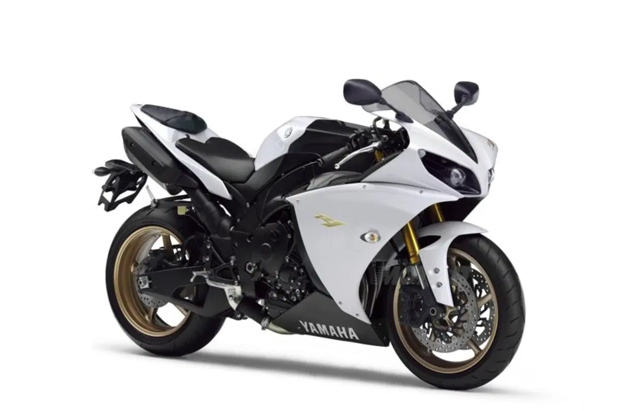 Yamaha presenta la nuova YZF R1 2012 (3)