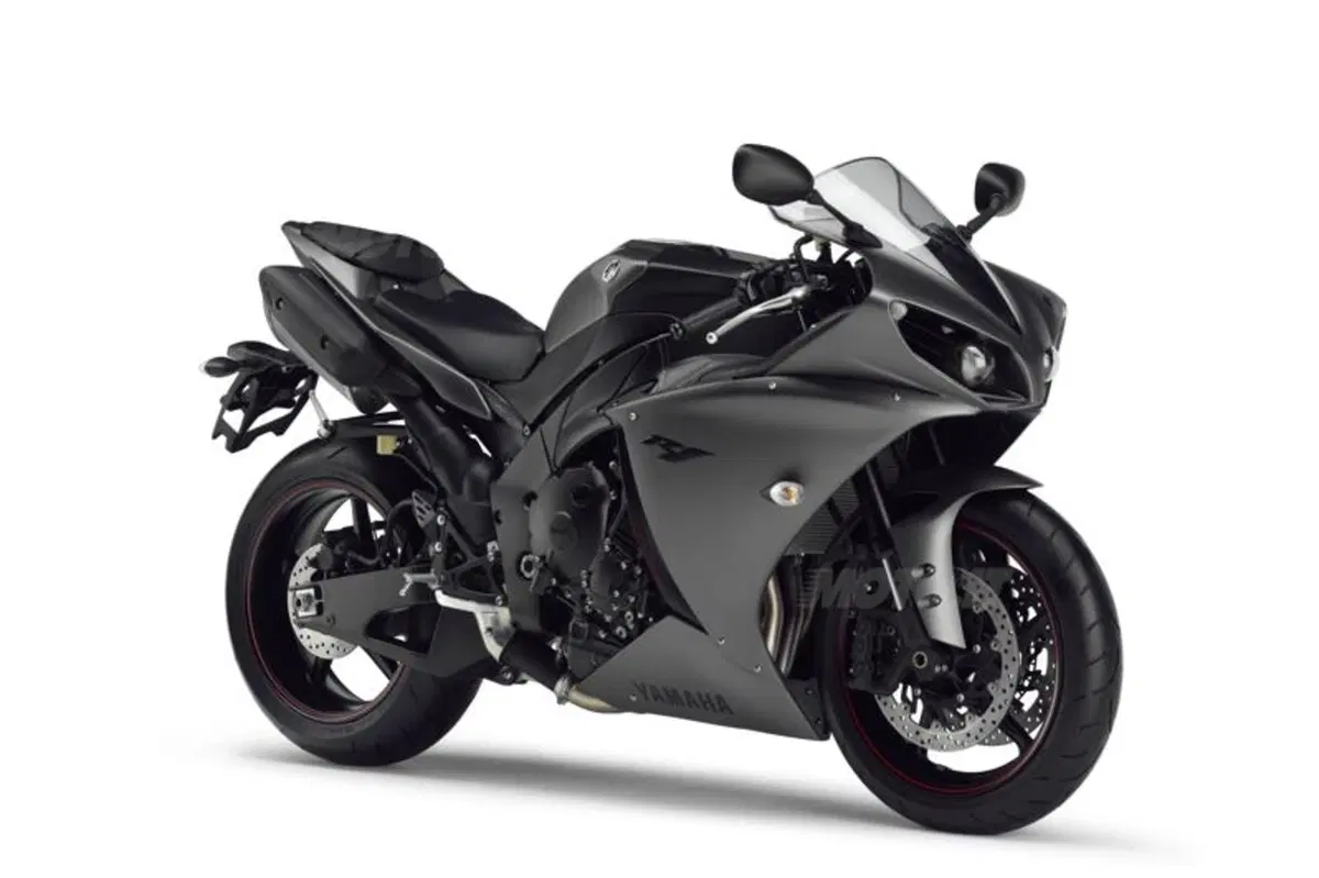 Yamaha presenta la nuova YZF R1 2012 (8)