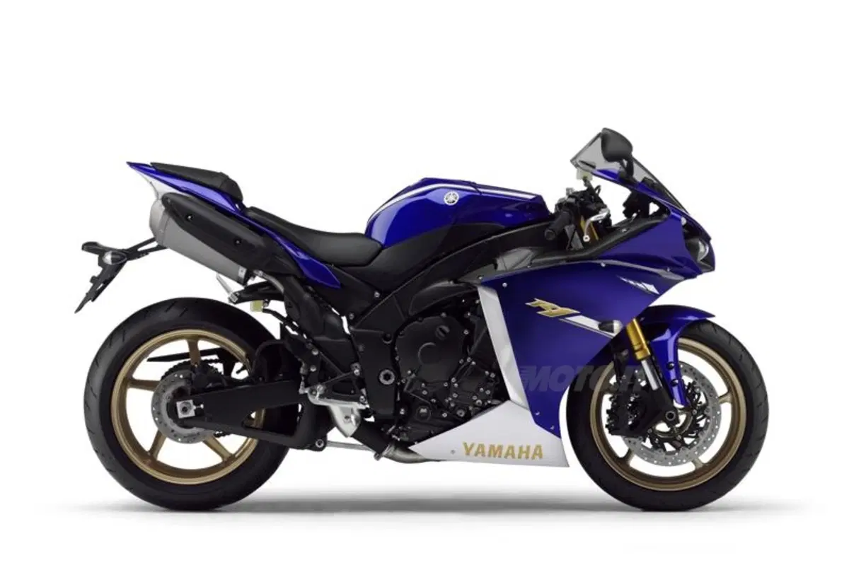 Yamaha presenta la nuova YZF R1 2012 (10)