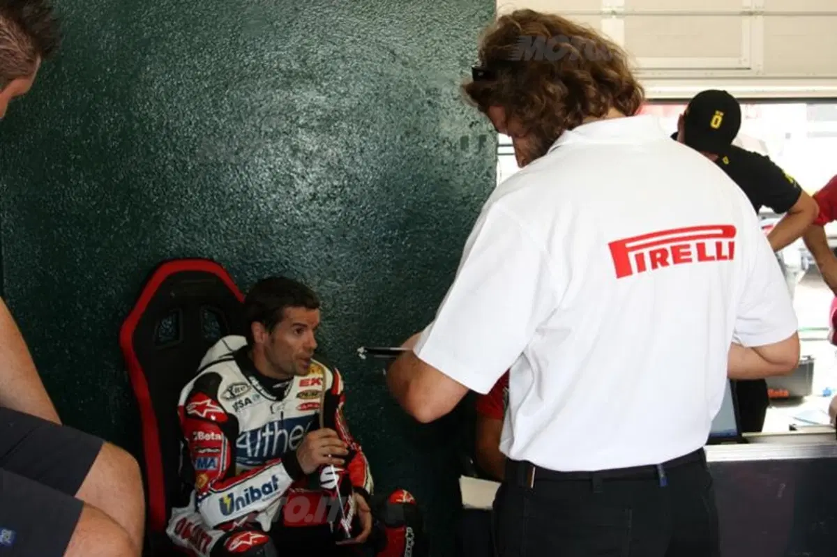 Melandri è ancora il più veloce a Misano nei test SBK (9)