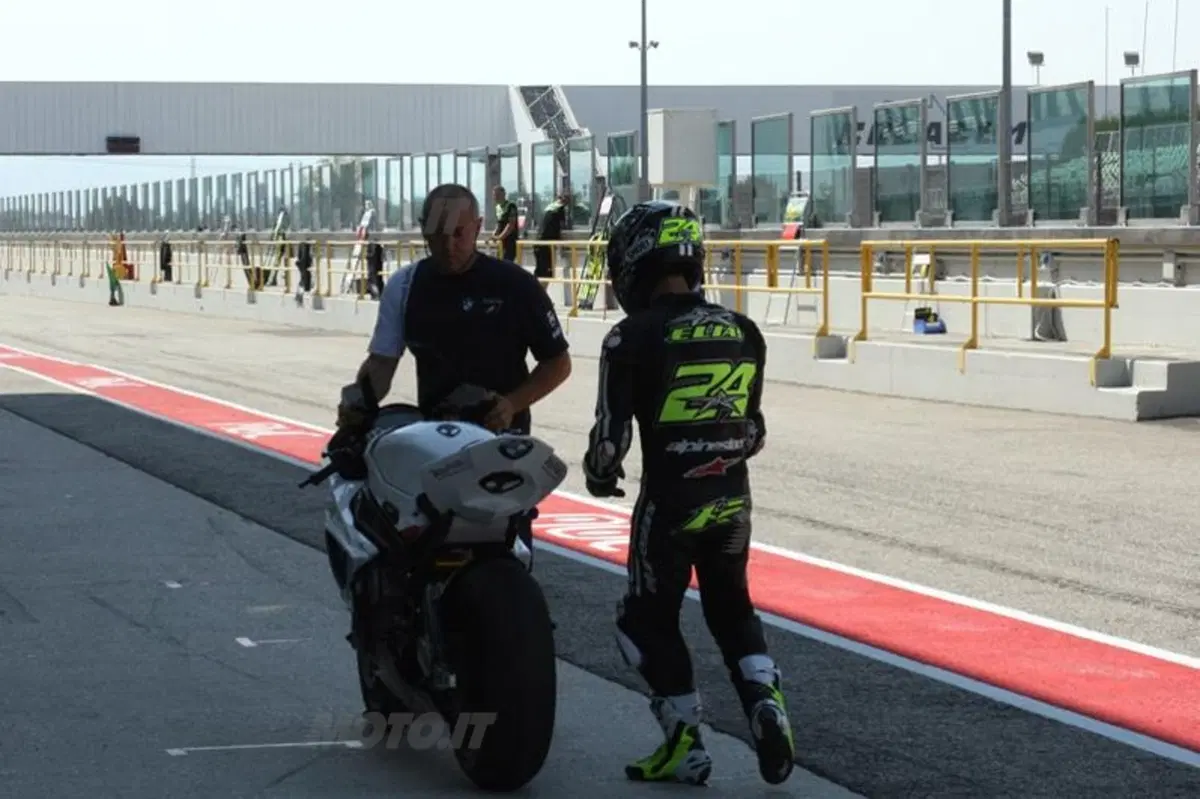 Melandri è ancora il più veloce a Misano nei test SBK (11)