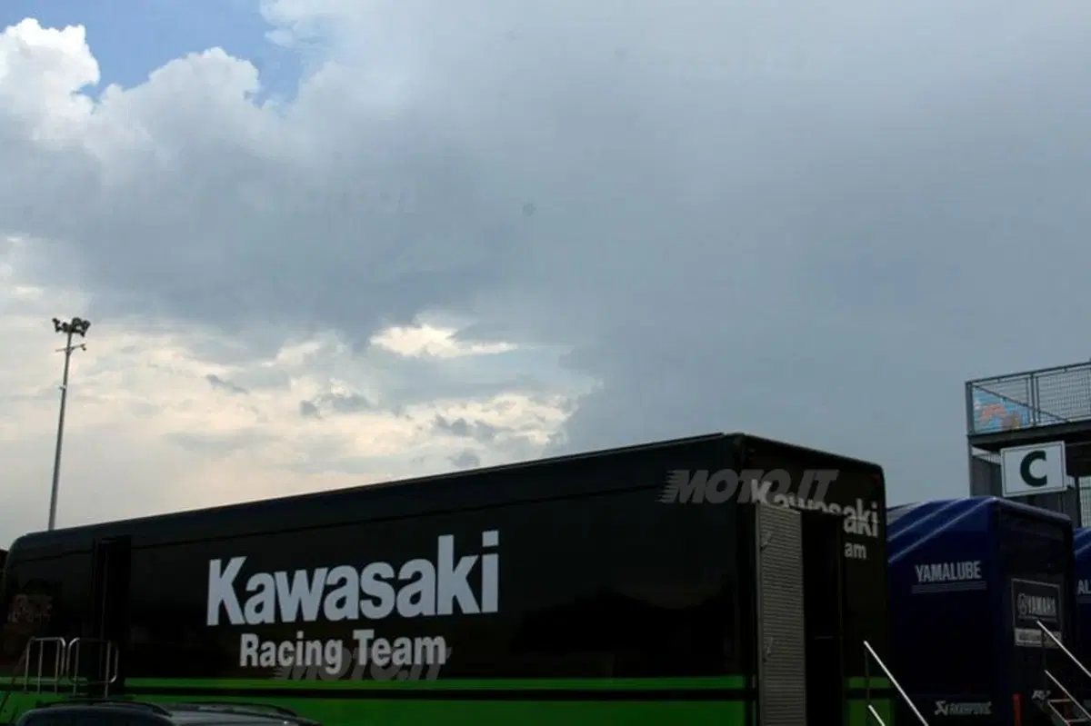 Melandri è ancora il più veloce a Misano nei test SBK (21)