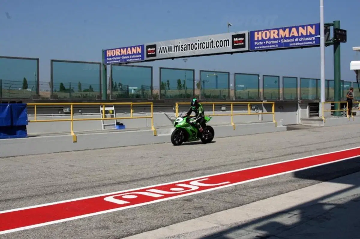 Melandri è ancora il più veloce a Misano nei test SBK (26)