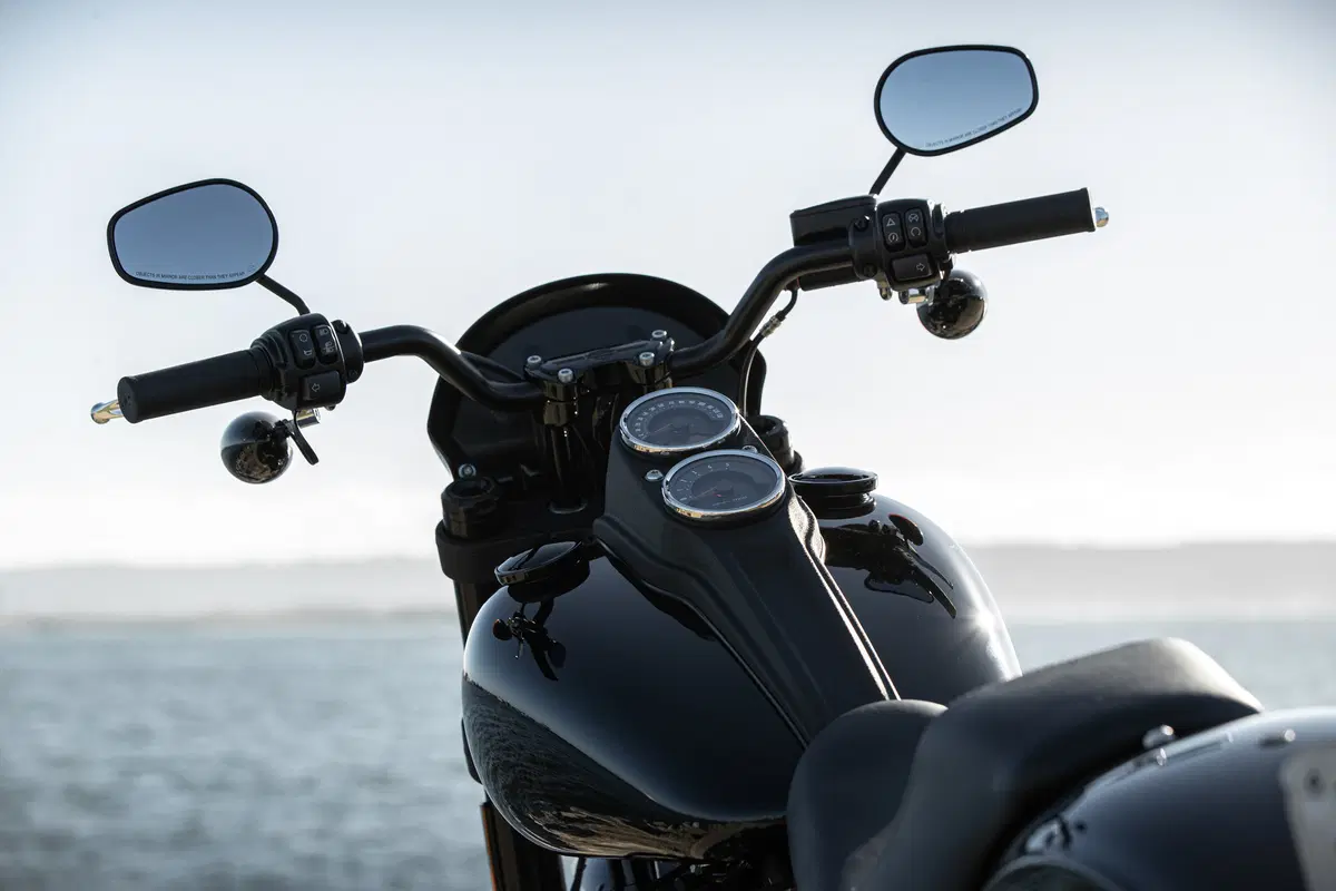 Harley-Davidson Low Rider S, la power cruiser della West Coast (8)