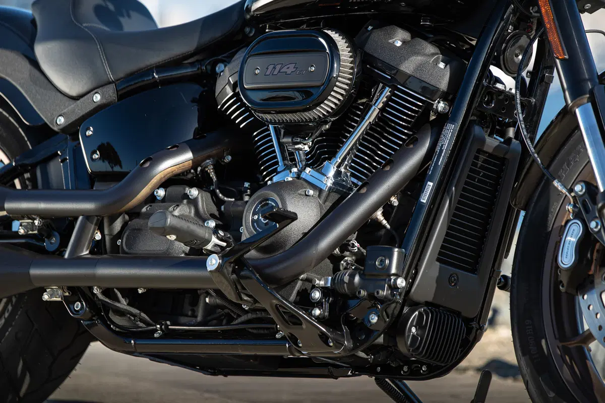 Harley-Davidson Low Rider S, la power cruiser della West Coast (10)