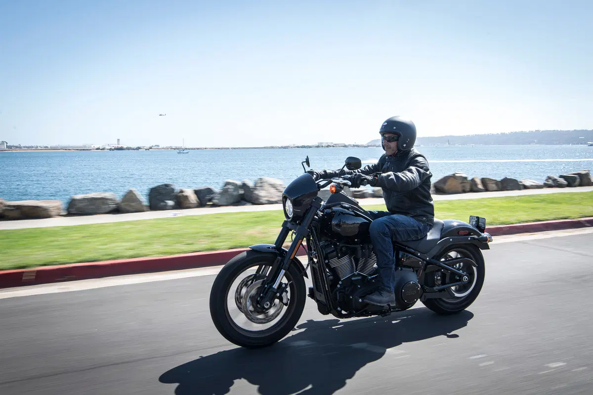 Harley-Davidson Low Rider S, la power cruiser della West Coast (2)