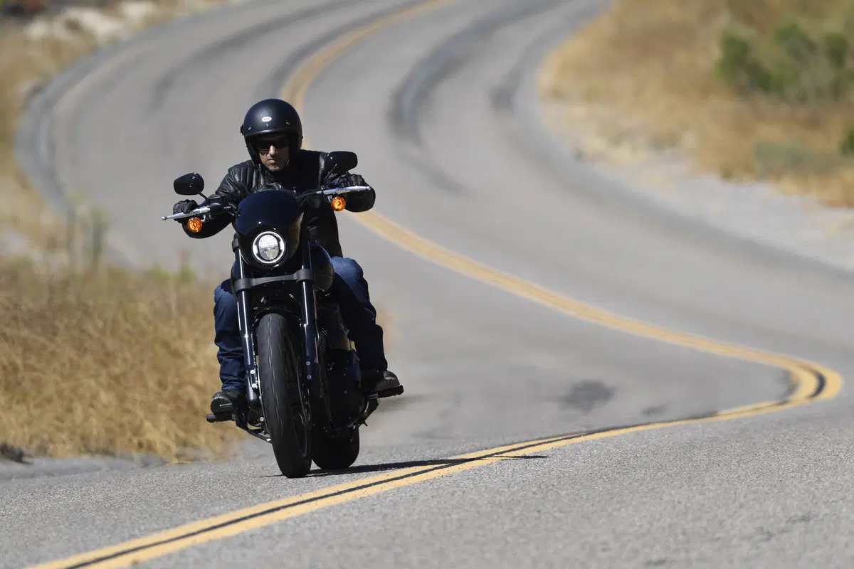 Harley-Davidson Low Rider S, la power cruiser della West Coast (3)