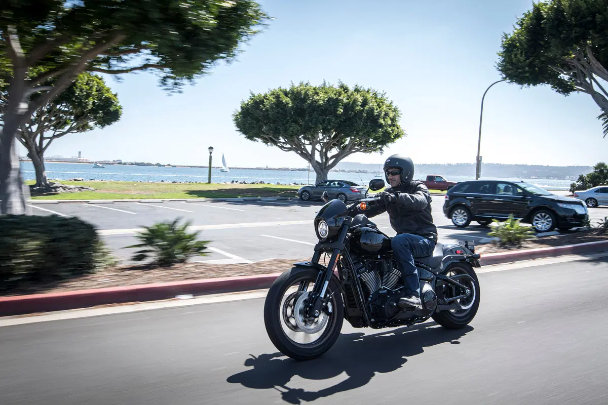 Harley-Davidson Low Rider S, la power cruiser della West Coast (5)