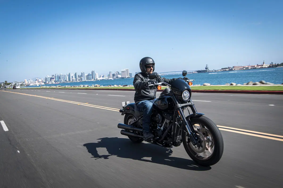 Harley-Davidson Low Rider S, la power cruiser della West Coast (6)