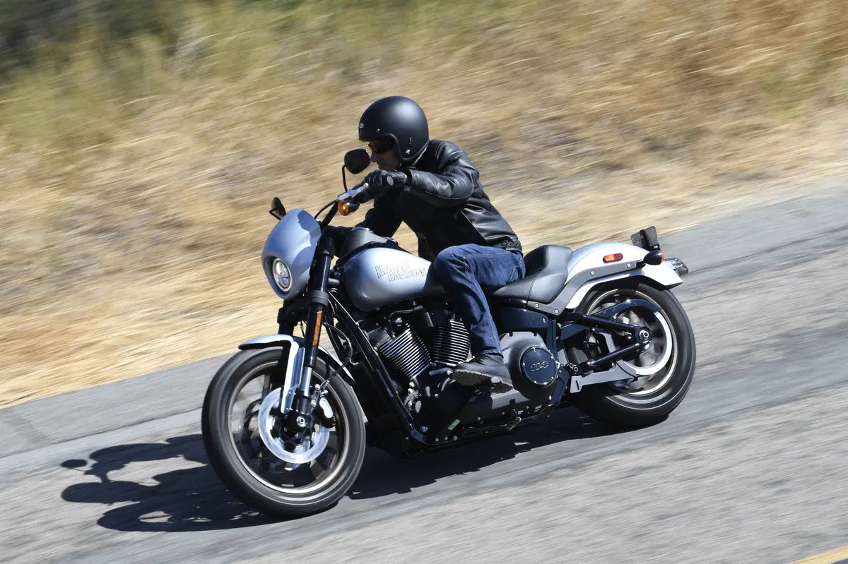 Harley-Davidson Low Rider S, la power cruiser della West Coast (9)