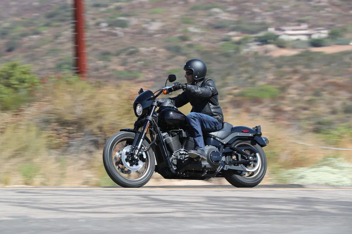 Harley-Davidson Low Rider S, la power cruiser della West Coast (16)