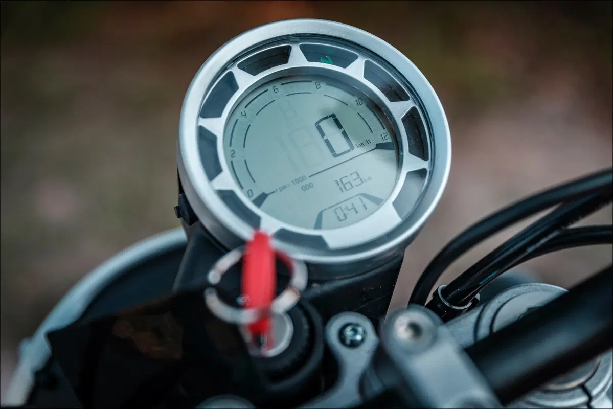 Rieju Tango 125. Vuoi ballare con me? (23)