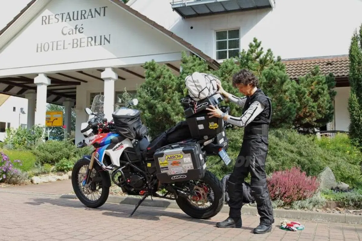 Planet Explorer Iceland: in moto in Islanda live tour (21)