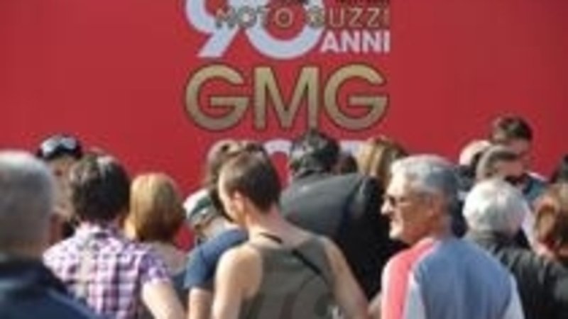 GMG 2011: oltre 20.000 a Mandello per festeggiare i 90 anni Moto Guzzi