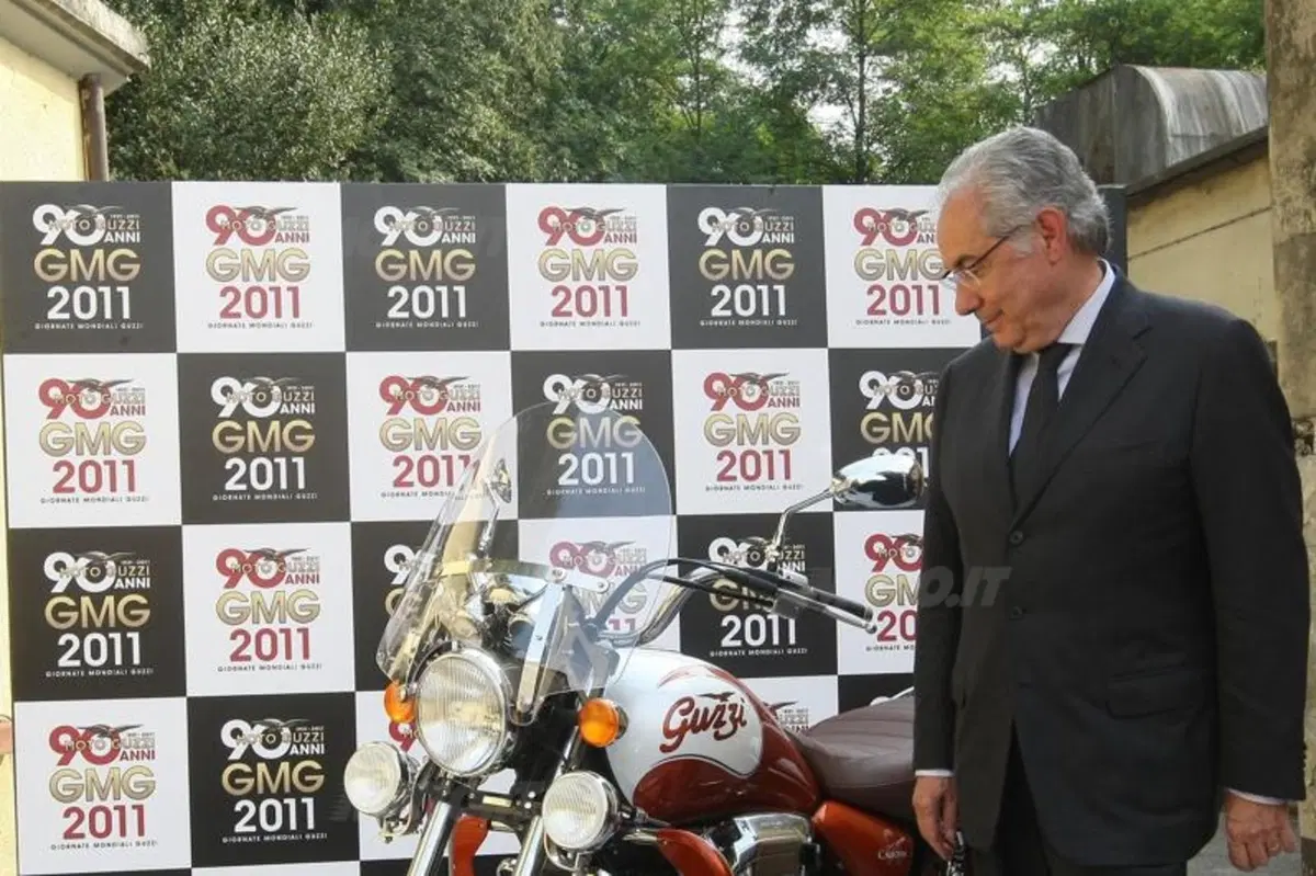 GMG 2011: oltre 20.000 a Mandello per festeggiare i 90 anni Moto Guzzi (12)