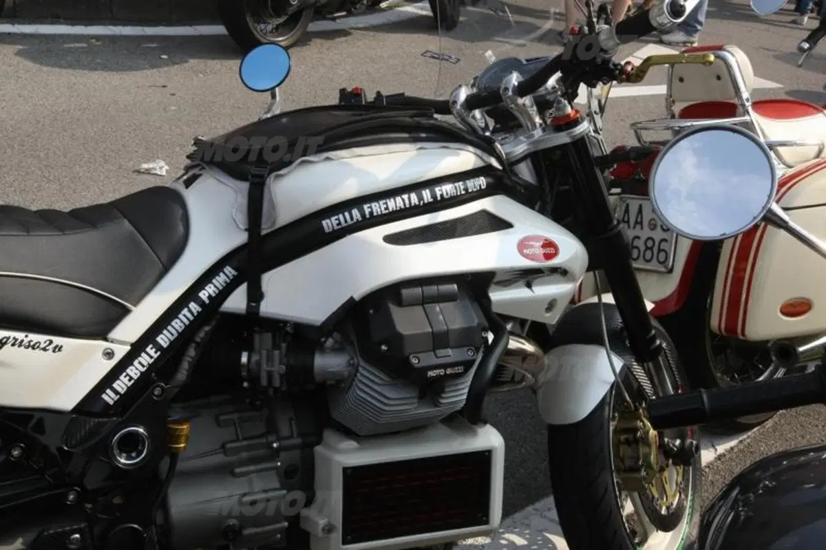GMG 2011: oltre 20.000 a Mandello per festeggiare i 90 anni Moto Guzzi (29)