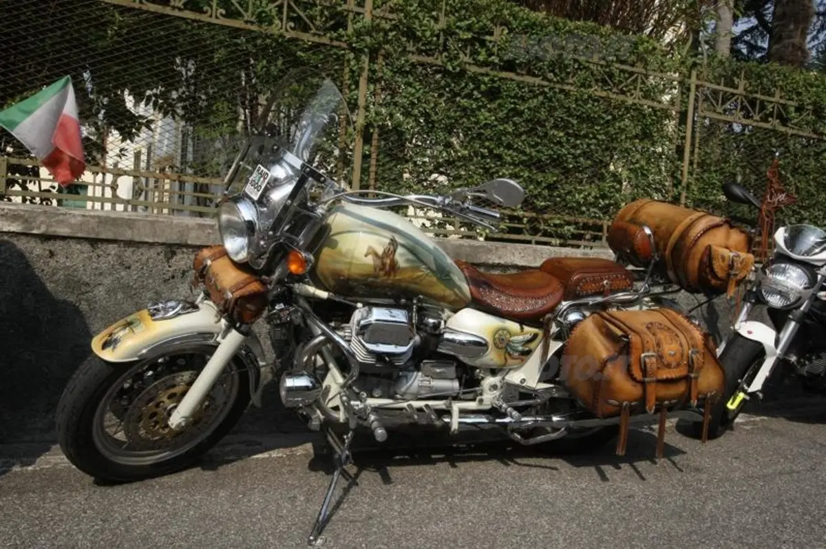 GMG 2011: oltre 20.000 a Mandello per festeggiare i 90 anni Moto Guzzi (35)