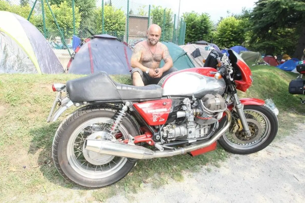 GMG 2011: oltre 20.000 a Mandello per festeggiare i 90 anni Moto Guzzi (43)