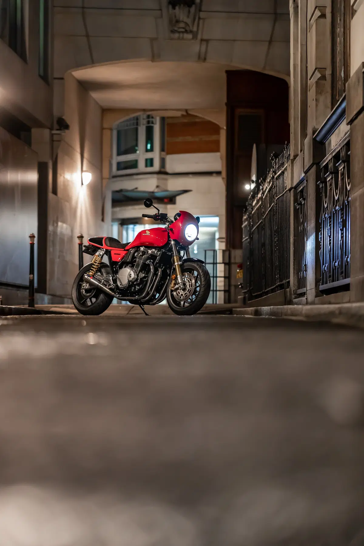 Honda CB1100 RS “5Four”. Serie limitata targata UK (10)