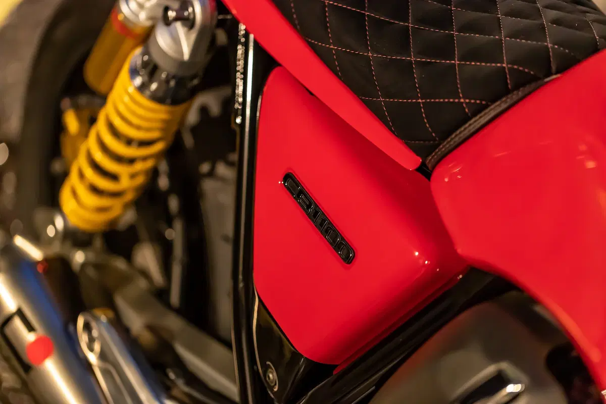 Honda CB1100 RS “5Four”. Serie limitata targata UK (15)