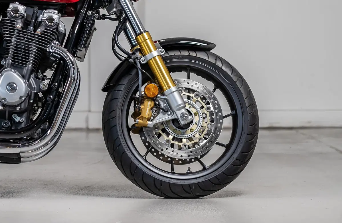 Honda CB1100 RS “5Four”. Serie limitata targata UK (12)