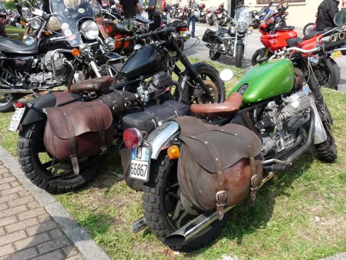Giornate Moto Guzzi, aria di casa (10)