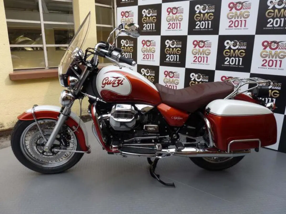 Giornate Moto Guzzi, aria di casa (26)