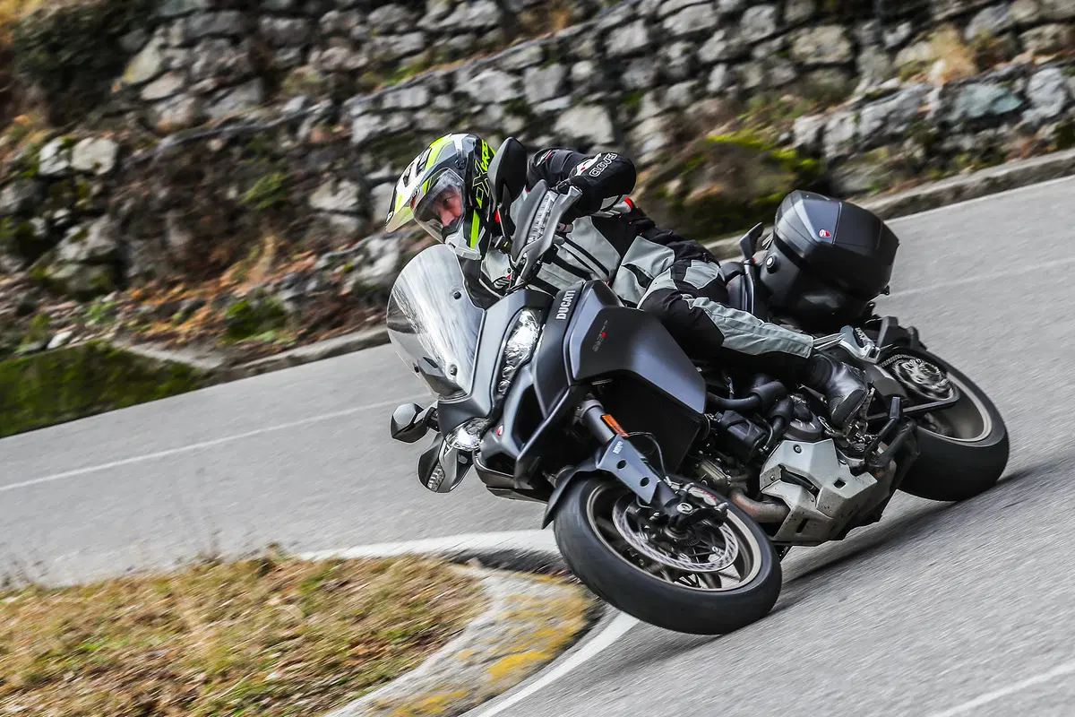 Ducati Multistrada 1260S (3)
