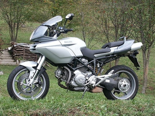 DUCATI Multistrada 1000 DS