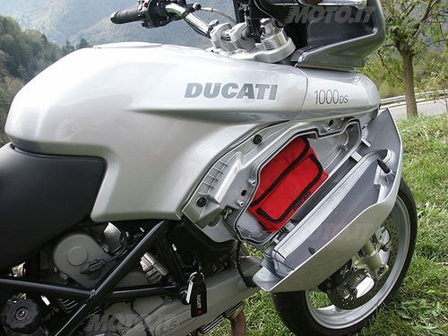 DUCATI Multistrada 1000 DS