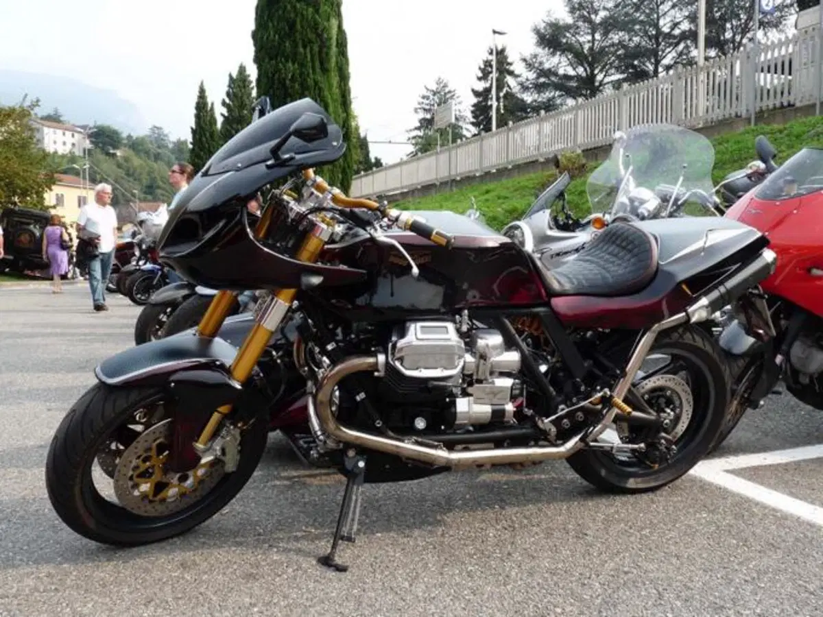 Giornate Moto Guzzi, aria di casa (36)