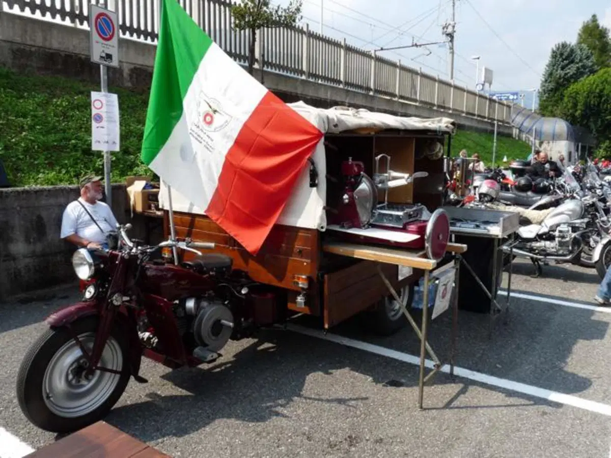 Giornate Moto Guzzi, aria di casa (46)